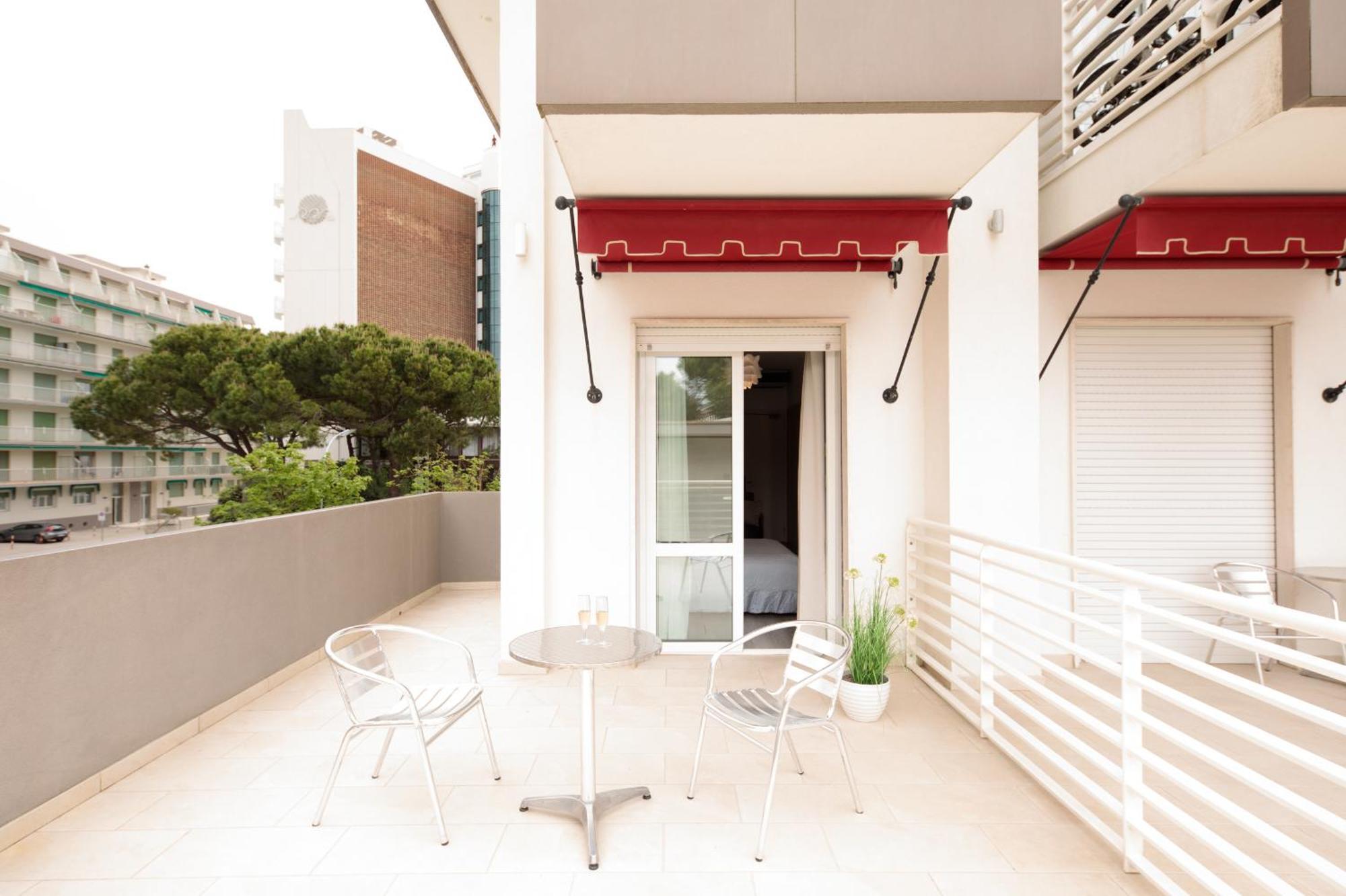 Hotel Derby S Lido di Jesolo Bagian luar foto