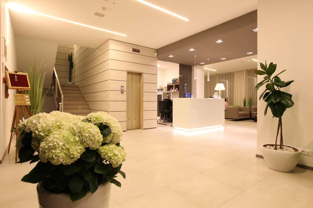 Hotel Derby S Lido di Jesolo Bagian luar foto